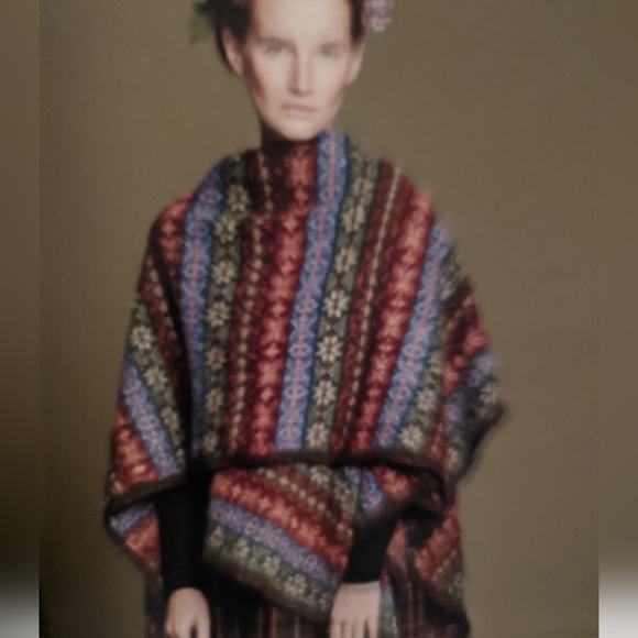 Autumn Collection Five by Marie Wallin 10 Handknit Designs for Women Knitting - Picture 8 of 8